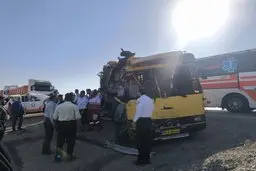 تصادف ‌اتوبوس حامل دانشجویان و فوت ۲ سرنشین در جاده سمنان - سرخه | اولین عکس از تصادف دلخراش اتوبوس دانشجویان در جاده سمنان