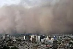 وزش شدید بادموجب مصدومیت دو تن از شهروندان البرزی شد.