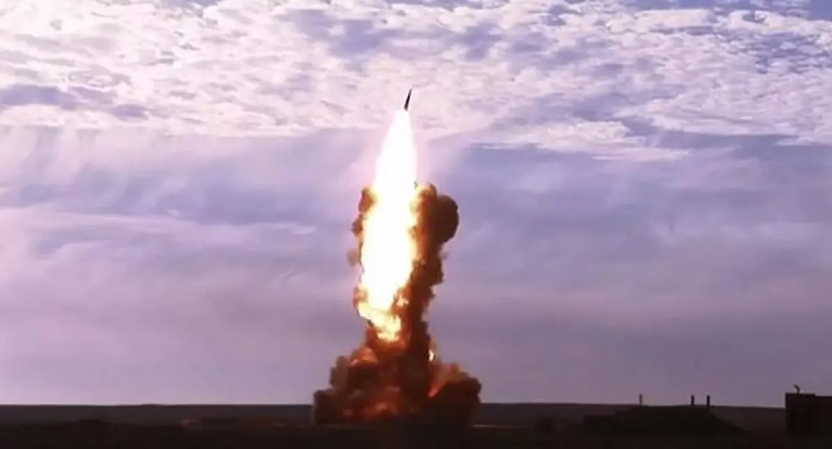 
روسیه   |    آزمایش چندین موشک بالستیک
