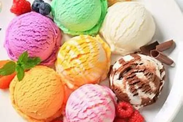 بستنی خانگی با طعم ملون و شیر عسل |  با این بستنی ملون سه سوته خنک شوید +ویدئو