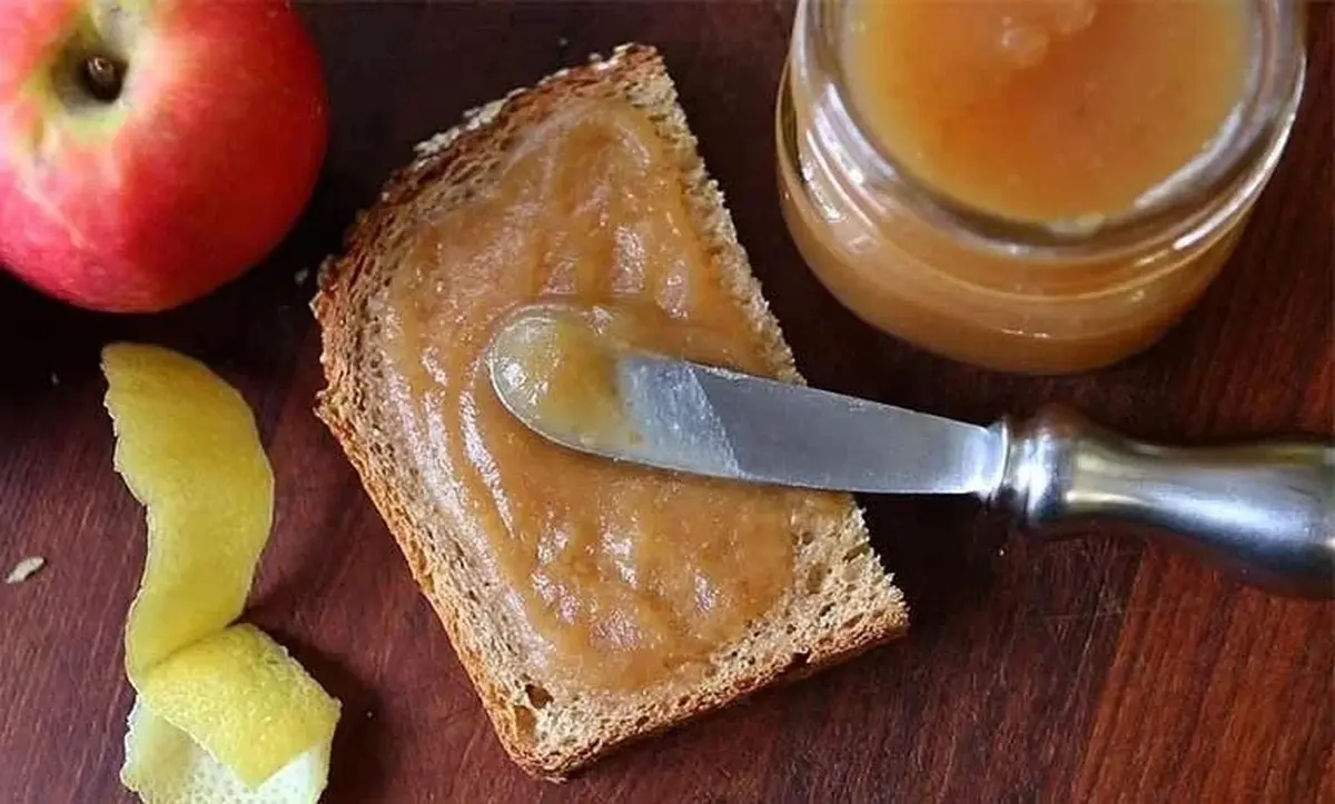 طرز تهیه کره سیب | یک مزه متفاوت که می‌تونی داخل کیک و شیرینی ازش استفاده کنی! +ویدئو