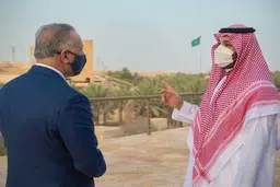 عراق برای گسترش روابط با عربستان، منتظرِ چراغ سبزِ ایران است؟