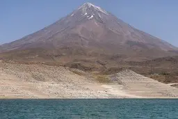 وضعیت قرمز منابع آبی تهران | ۸۶ درصد ظرفیت سدهای تهران خالی است