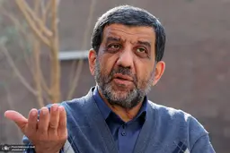 ضرغامی: من مستقلم؛ با بقیه فرق می کنم! |  برخی کارشناس نظر رهبری شده‌اند | اصول‌گرا و اصلاح‌طلب پوست خربزه زیر پای ملت بوده