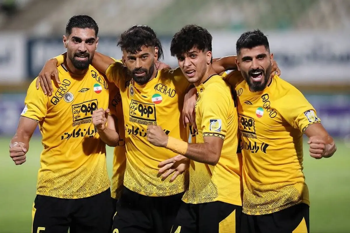 سپاهان ۳ بر ۰ پیروز شد