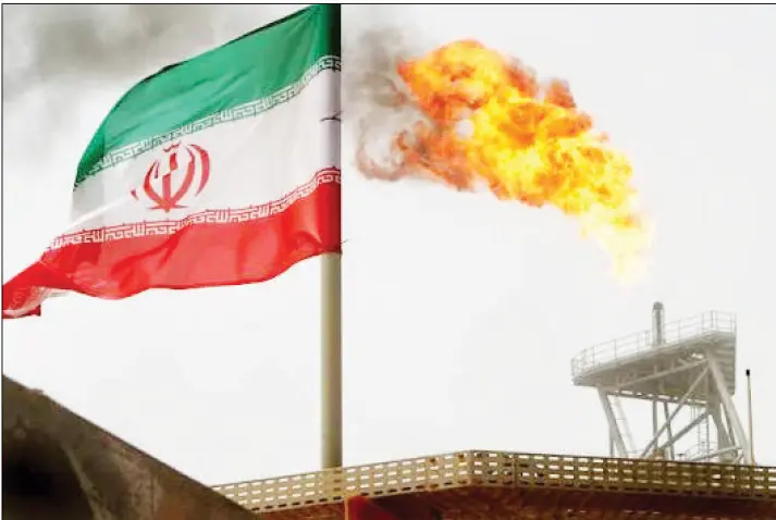 چرا ایران در اوج ناترازی انرژی، گاز خود را در مشعل‌ها می‌سوزاند؟ | ثروت سوخته