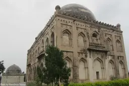  هفت گنبد  ایرانی در هندوستان


