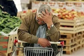 نگذارید تصمیم شجاعانه برای حذف ارز ترجیحی به کام مردم تلخ شود | با نظارت، جلوی گرانی را بگیرید