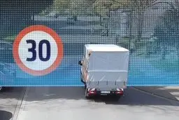 کاهش خودکار سرعت خودرو با یک فناوری جدید | دیگر نیازی به ترمز کردن نیست