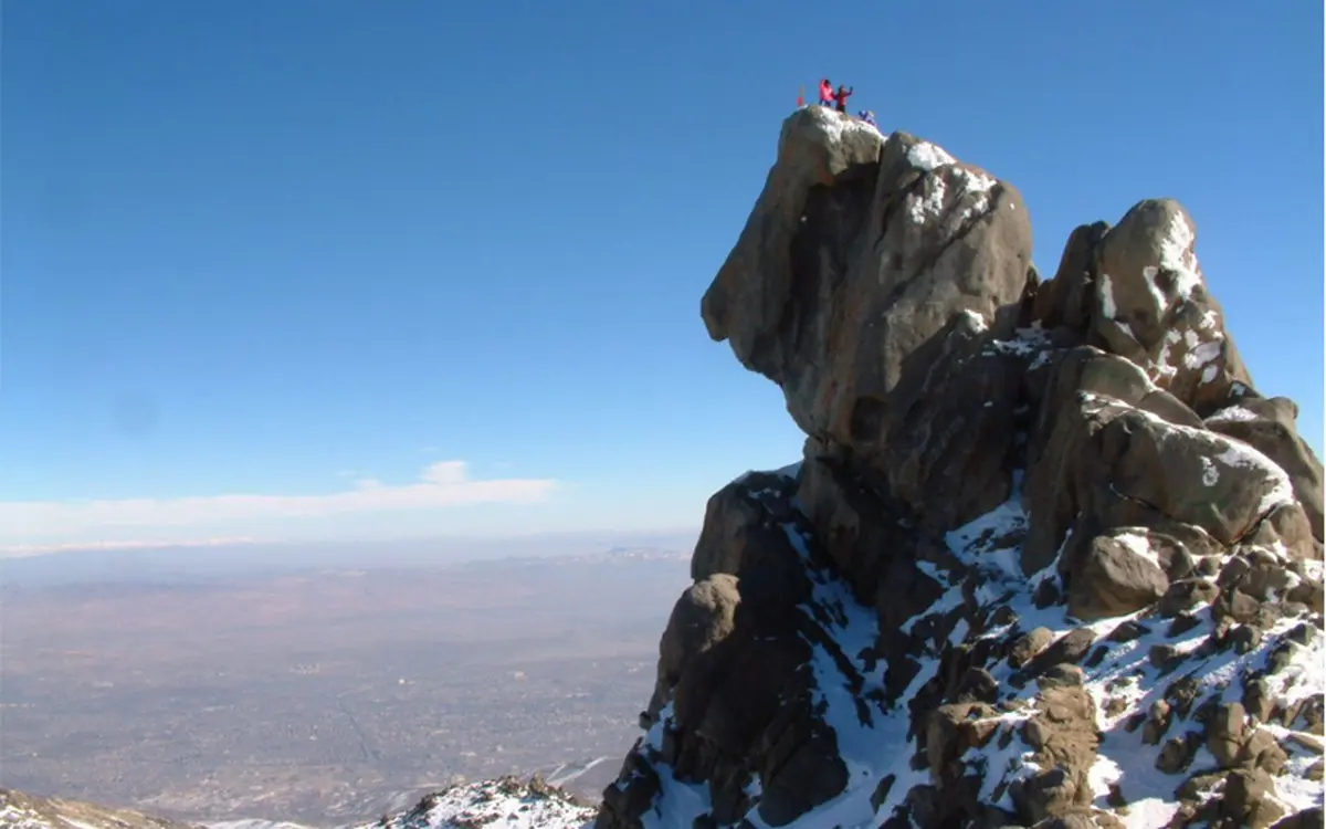 بلندترین قله ها و رشته کوه های ایران را بشناسید