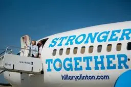 رسیدن به کاخ سفید چه‌قدر هزینه دارد؟ | چه کسانی آن را می‌پردازند؟