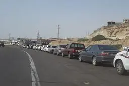 سوخت گیری عجیب در چابهار | چرا صف‌های سوختگیری در چابهار تمام نمی‌شود؟