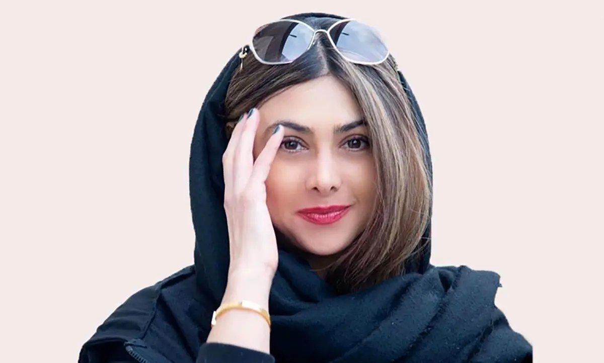 ظاهر جنجالی آزاده صمدی در برج میلاد