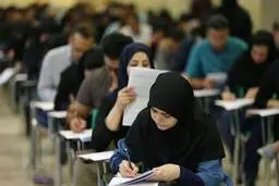 
وزارت علوم: شهرهای زرد و آبی می‌توانند با رعایت پروتکل‌های بهداشتی امتحانات را حضوری برگزار کنند
