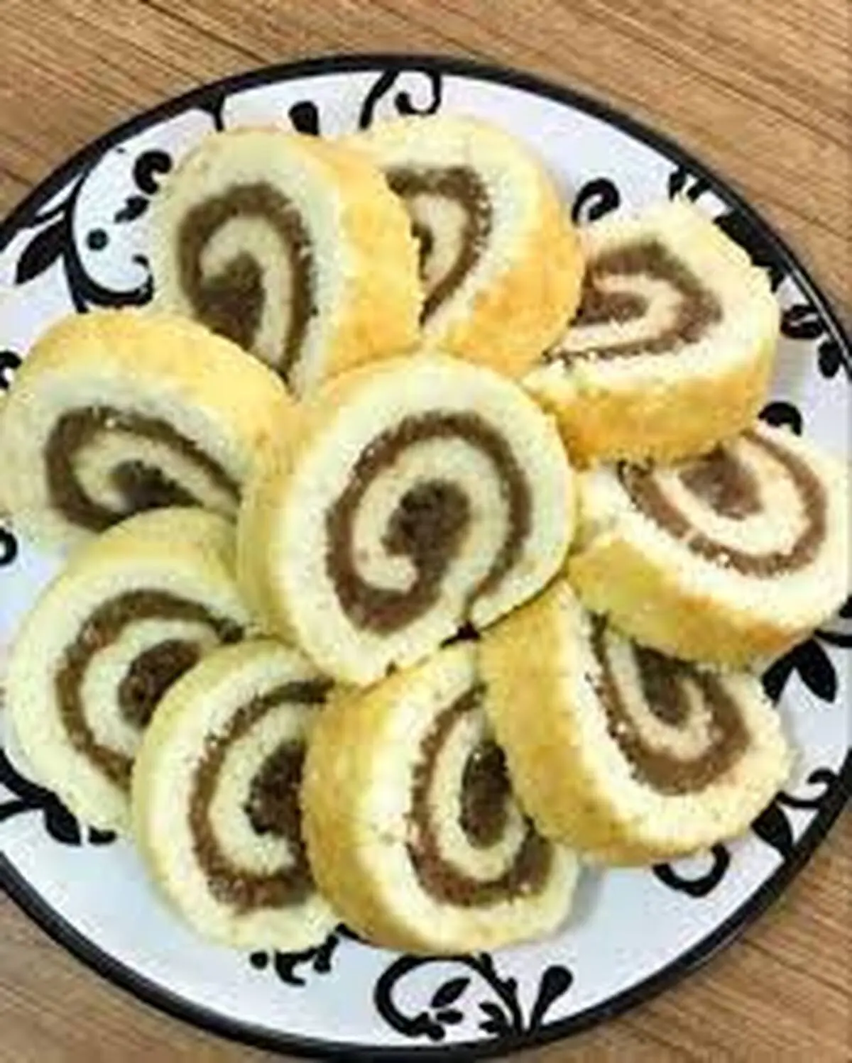 شیرینی خوشمزه و متفاوت فقط رولت سیب! | طرز تهیه رولت سیب +ویدئو