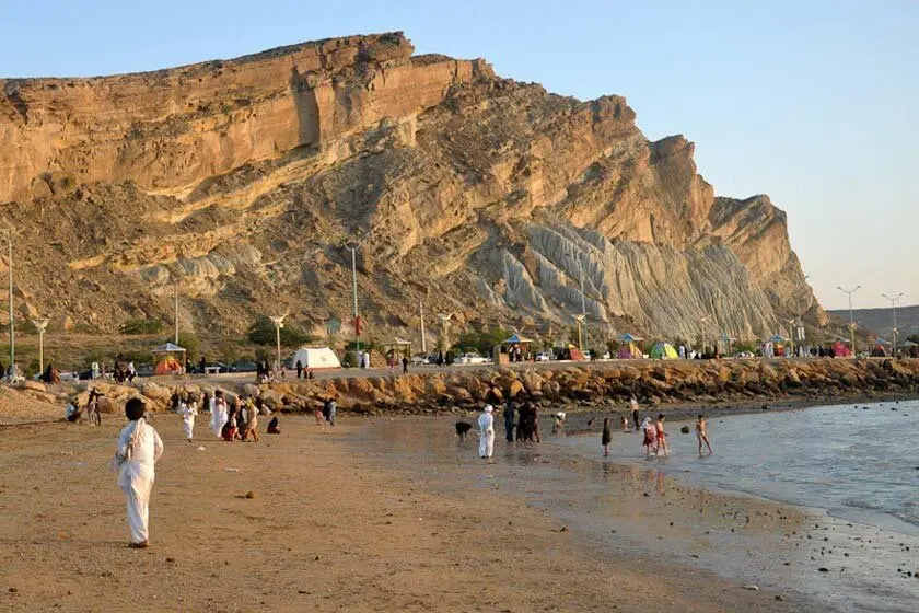 سفر به قلب صخره‌ها/ از کندوان تا پالنگان؛ کشف روستاهای سنگی ایران