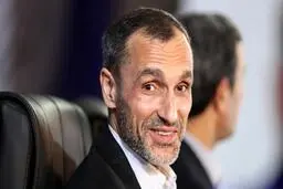 
بقایی در بیمارستان روان‌پزشکی بستری شده
