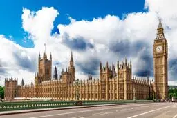  رسوایی اخلاقی قانون‌گذاران انگلیس  |  نماینده انگلیسی به تماشای تصاویر مستهجن متهم شد