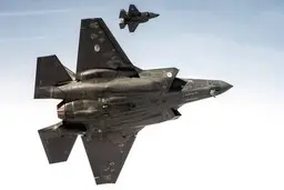 
اعزام جنگنده‌ها و کشتی‌های ناتو به شرق اروپا برای مقابله با حمله روسیه
