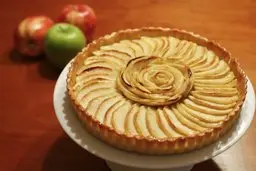 طرز تهیه تارت سیب خانگی | درستش کن که کنار چای عالی می‌شه! +ویدئو