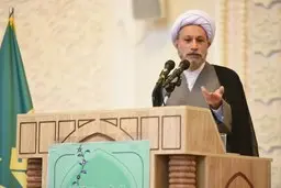 امام جمعه شیراز: امید بستن به مذاکرات ۱+۵ نامعقول بود