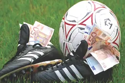 میزان قرارداد بازیکنان و مربیان جزو سوژه‌های اصلی رسانه‌ها  بوده است 