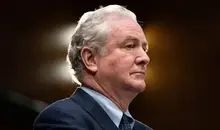 هشدار کریس ون هولن : تجربه عراق را فراموش کردید؟ | جنگ با ایران کمکی به آمریکا نمی‌کند