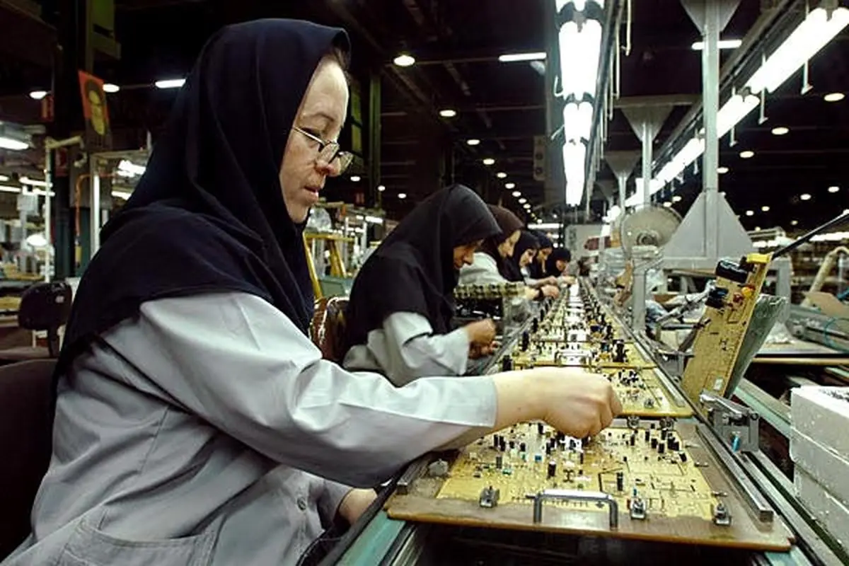 اشتغال ۱۱۹ هزار نفری زنان در تعاونی‌های ایران