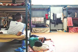 تعریف سن کودکی در ایران دشوار است | کودکان کار