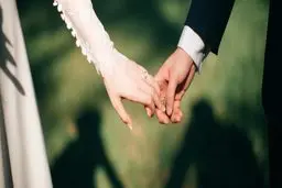 آقا، خانم! بی‌خیال گذشته، آینده رو بچسب!+ویدئو