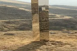 از ایالت «یوتا» تا بخش «جاجرود»: نهمین "مونولیت" اسرار آمیز جهان در ایران دیده شد! + تصاویر