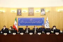 
 ابهام درشیوه اجرای حذف ارز ترجیحی | تصمیمات کمیسیون تلفیق درباره برنامه دولت برای حذف ارزترجیحی 