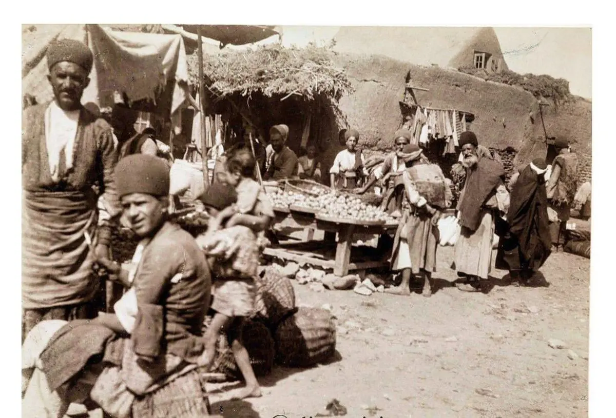 تصویر بسیار قدیمی از بازار سبزیجات شهر همدان در سال 1286 شمسی!