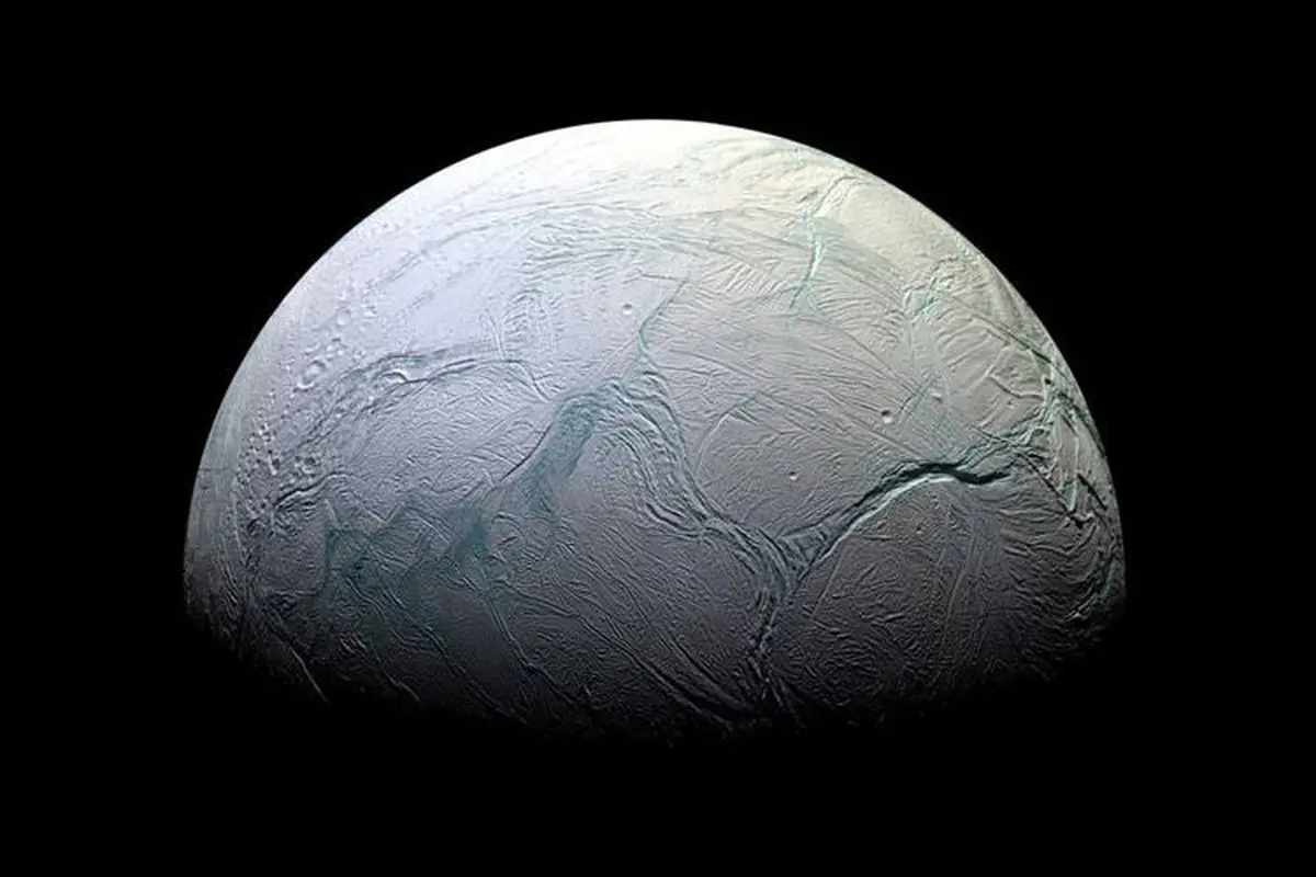 ناسا از کشف سنگ‌بناهای حیات در اقیانوس‌های انسلادوس خبر داد