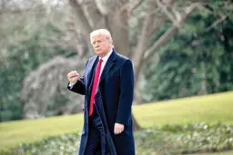 بازی پرریسک ترامپ با ایران
