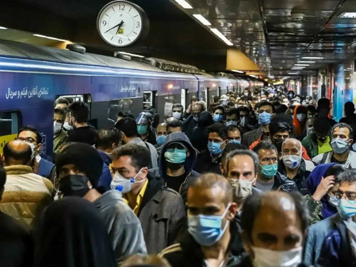 در تهران موارد ابتلای شدید به کرونا افزایش یافته | برخی در معابر عمومی هم ماسک نمی‌زنند |  افرادی هم که واکسن زدند، پروتکل ها را رعایت کنند