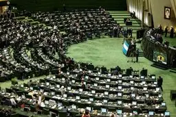 پیشنهاد تعطیلی شنبه و کاهش ساعت کاری کارمندان در مجلس رای نیاورد | کدام نمایندگان مخالفت کردند؟ + ویدئو 