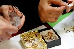 تشخیص قطعی طلا از بدل با روش قطعی | با این روش علمی به راحتی طلا و بدل رو از هم تشخیص بده +ویدئو