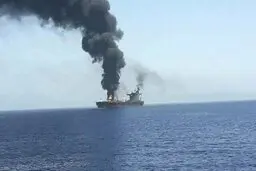 
عمان: کشتی اسرائیلی خارج از آب های ما هدف قرار گرفته
