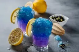 اگه با مهمون‌هات رودربایستی داری این نوشیدنی رو براشون درست کن! | طرز تهیه نوشیدنی کهکشانی +ویدئو