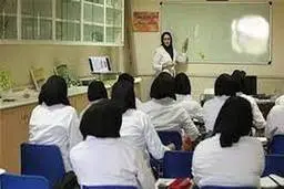 پیام وزیر بهداشت به دانشجویان علوم پزشکی | دانشجویان نگران امتحانات پایان‌ترم نباشند