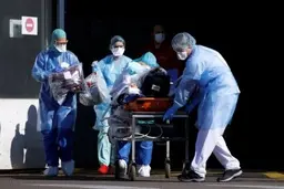 
۴۵۰۳ نفر قربانی کرونا در فرانسه / ۸۸۴ نفر از قربانیان، از خانه سالمندان بودند
