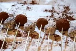 خرما رو اینطوری تعارف کن کسی دست رد بهش نمیزنه! | طرز تهیه خرما شکلاتی +ویدئو