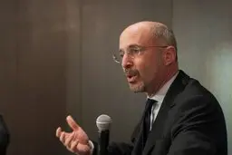 رابرت مالی: توافق ناقص با ایران برای آزادسازی آمریکایی‌های بازداشت‌شده را نمی‌پذیریم | همه باید آزاد شوند؛ نمی‌خواهیم برخی را از قلم بیندازیم