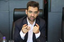 
 آذری جهرمی  :  دشمن ما همین‌جاست، دروغ میگن آمریکاست. 
