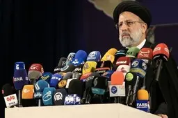 من رقیب فساد و ناکارآمدی هستم، رقیب جناح های سیاسی نیستم