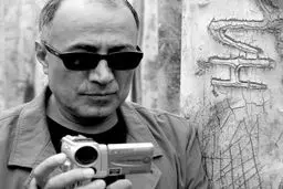 آدم ذره‌ذره به بی‌ آبرویی عادت می‌کنه + ویدئو 