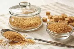 اگه میدونستی چقدر شکر قهوه ای راحت درست میشه نمی خریدی! | طرز تهیه شکر قهوه ای +ویدئو