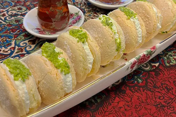  دیگه از بیرون شیرینی لطیفه نخر خودت داخل خونه به سادگی درست کنید | طرز تهیه شیرینی لطیفه بازاری