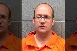 تصویر تجاوزگر به یک کودک در سرویس بهداشتی رستوران + عکس